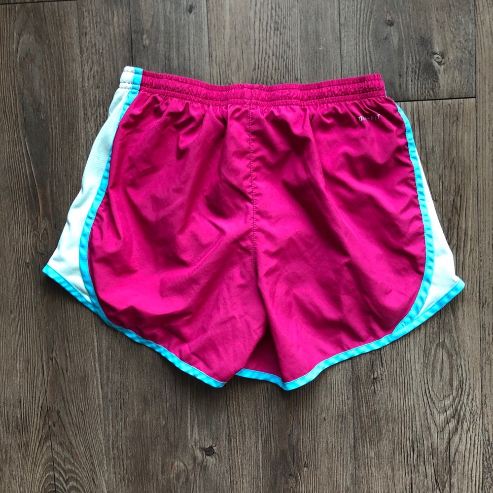 Girls’ Nike Tempo Short 3” - Picture 4 of 4